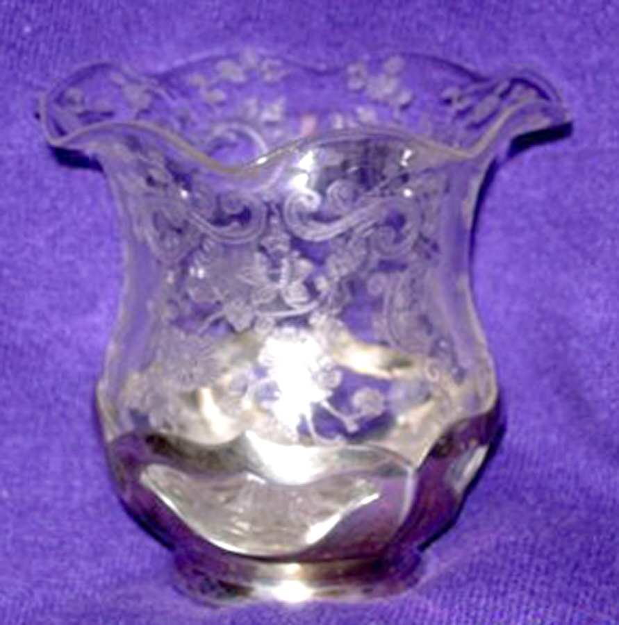 Chantilly Footed Cigarette Urn by Cambridge-1