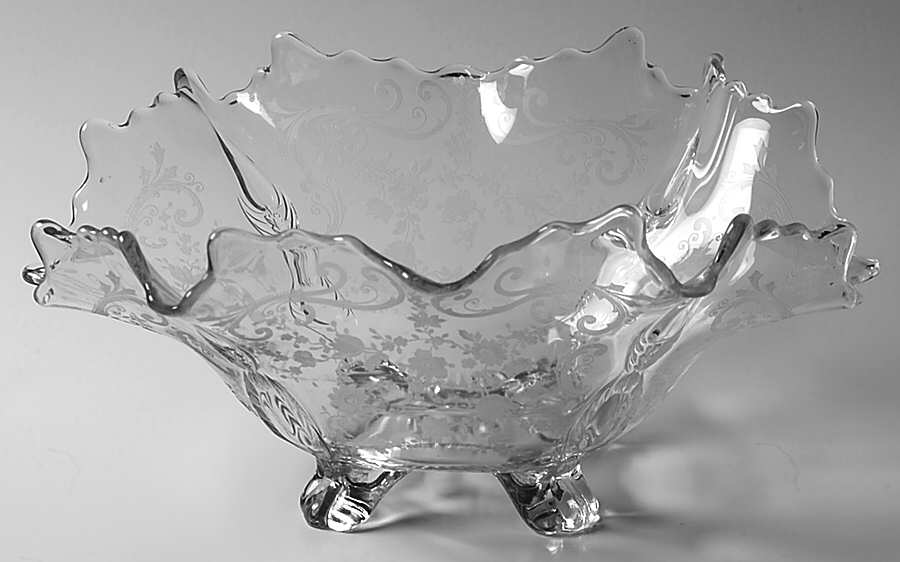 Chantilly Martha 447 12" 4 Toed Basket Shape Bowl by Cambridge-1