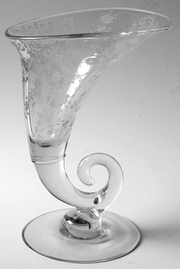 Chantilly 9" Cornucopia Vase by Cambridge-1