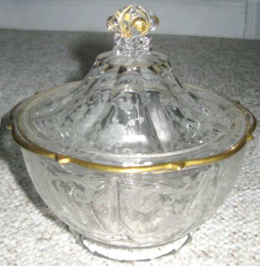 Chantilly (Stem #3625, Gold Trim) Footed Candy Box & Lid by Cambridge-1