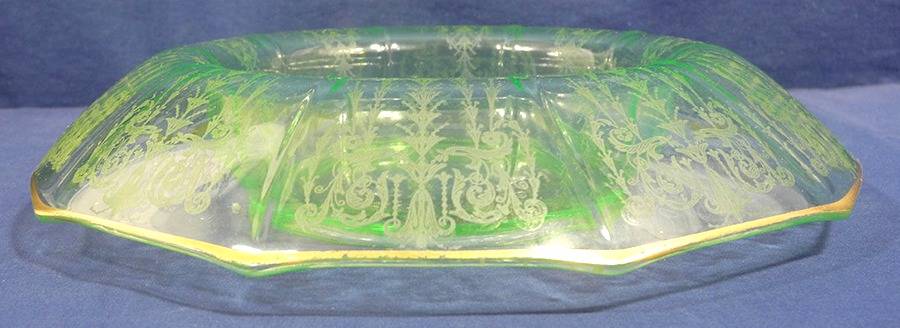 Cleo Green (Stem 3077) 11" Rolled Edge Bowl by Cambridge-1