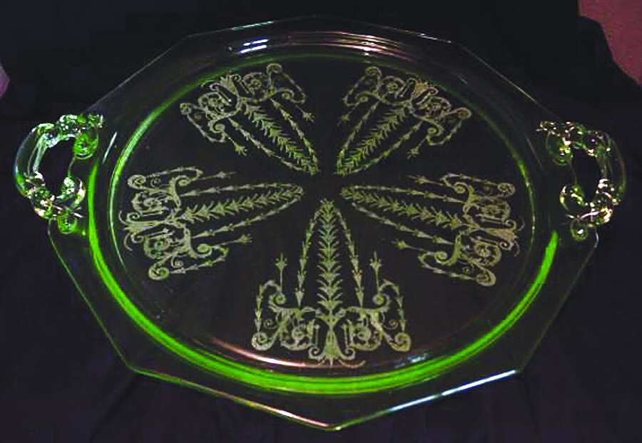 Cleo Green (Stem 3077) 13" Handled Tray by Cambridge-1