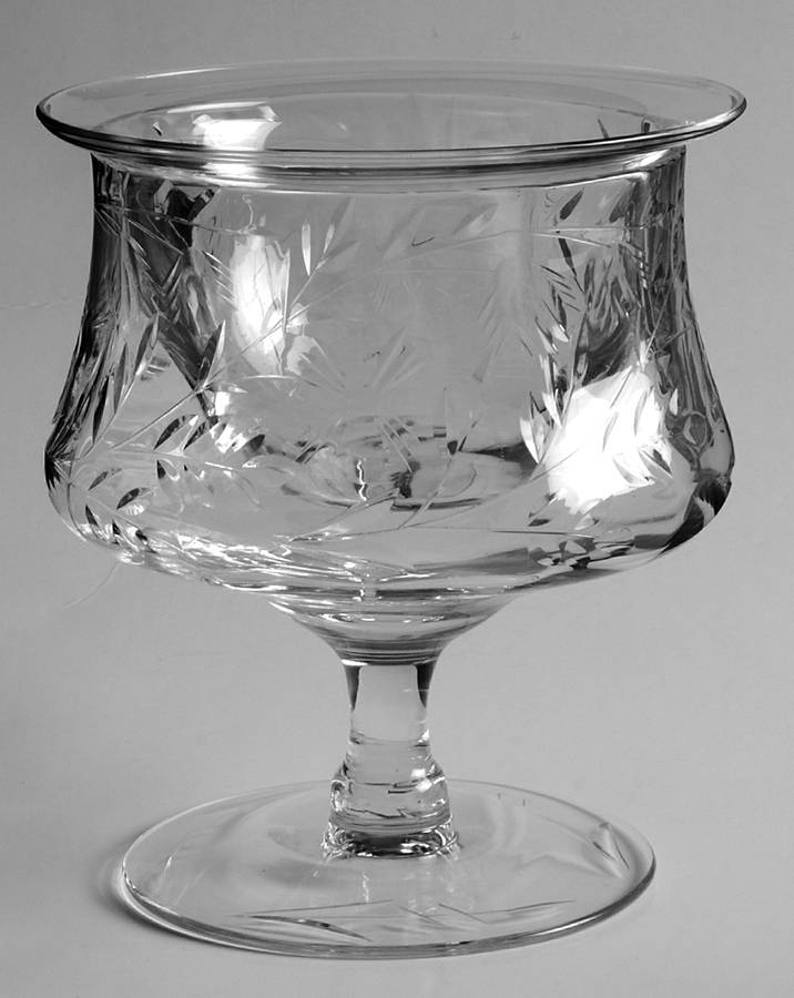 Croesus Seafood Cocktail & Liner by Cambridge-1