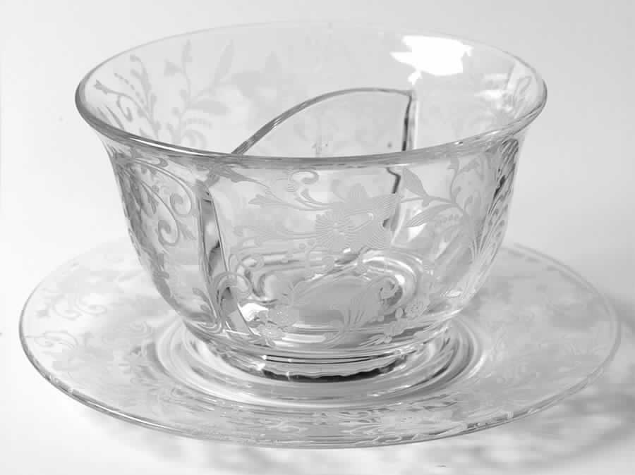 Daffodil Clear (Stem 3779, Not Gold Encrusted) Divided Mayonnaise and Underplate, No Ladles by Cambridge-1