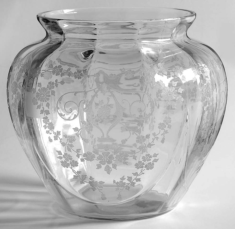 Diane Clear (Stem 3122) 3400 6" Globe Vase by Cambridge-1