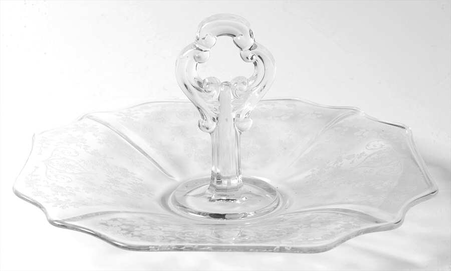 Diane Clear (Stem 3122) 3400/10 Center Handled Tray by Cambridge-1