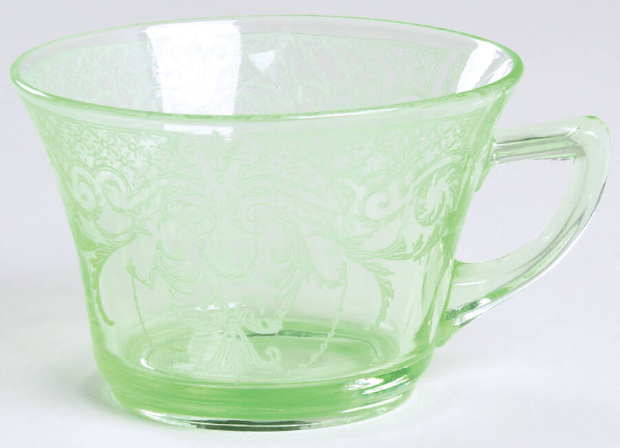 Etch 520 Green (Stem 3060) Cup Only by Cambridge-1