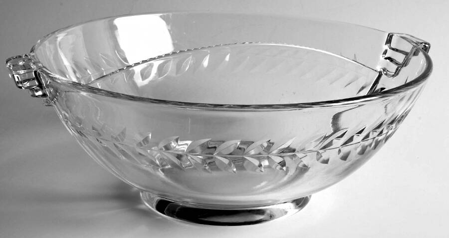 Laurel Wreath Clear (Stem 3700) Handled Divided Bowl by Cambridge-1