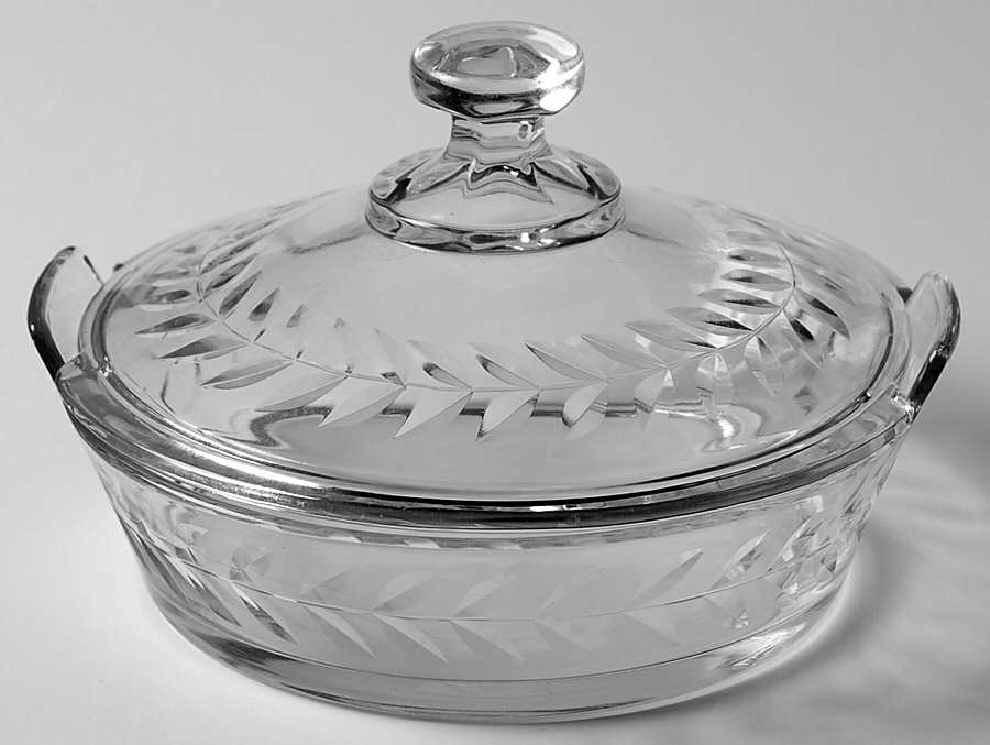 Laurel Wreath Clear (Stem 3700) Round Covered Butter by Cambridge-1