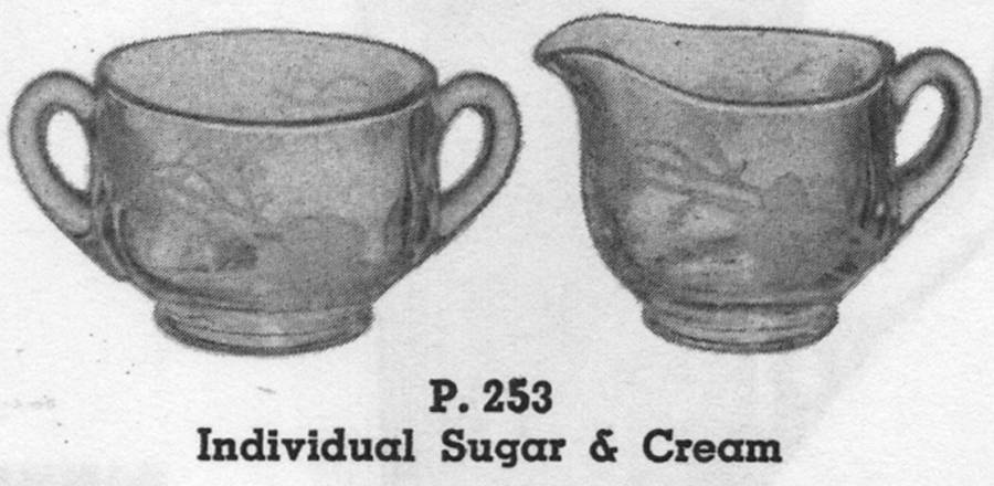 Magnolia Clear Mini Creamer by Cambridge-1