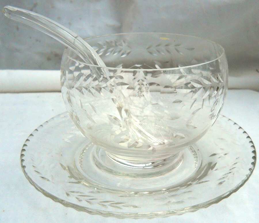 Minuet Mayonnaise Bowl, Underplate and Ladle by Cambridge-1