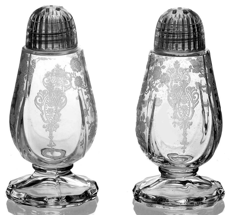 Rose Point Clear 3400/77 Footed Shaker Set with Plastic Lids by Cambridge-1