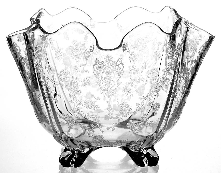Rose Point Clear 3400 6" 4 Toed Fancy Edge Bowl by Cambridge-1