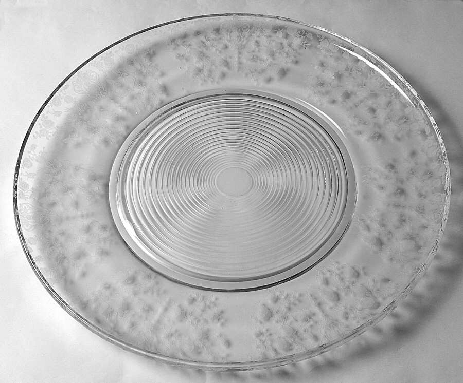 Rose Point Clear Sunday Nite Supper Plate by Cambridge-1