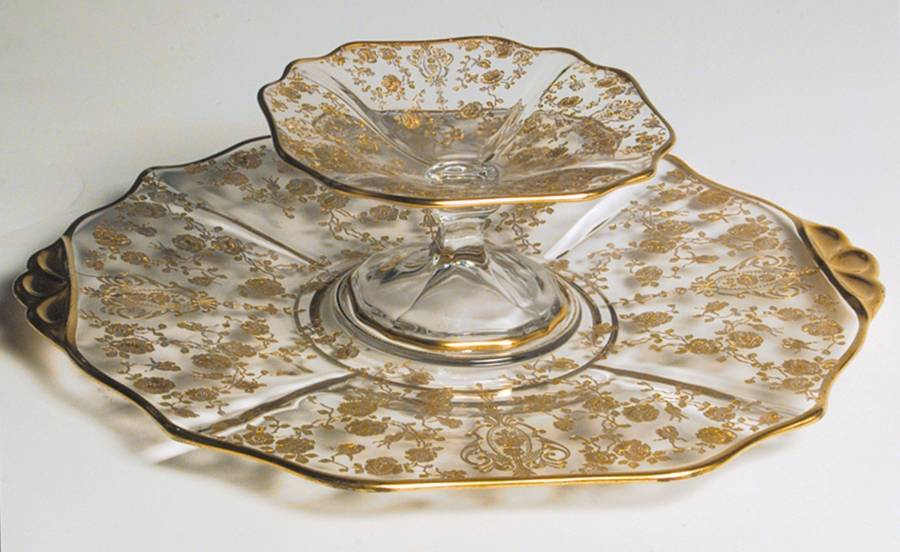 Rose Point Clear (Stem 3500, Gold Encrusted) Cheese & Cracker Set, Shape 3400 by Cambridge-1