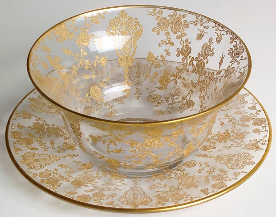 Rose Point Clear (Stem 3500, Gold Encrusted) Shape 3500 Flat Finger Bowl with Plate by Cambridge-1