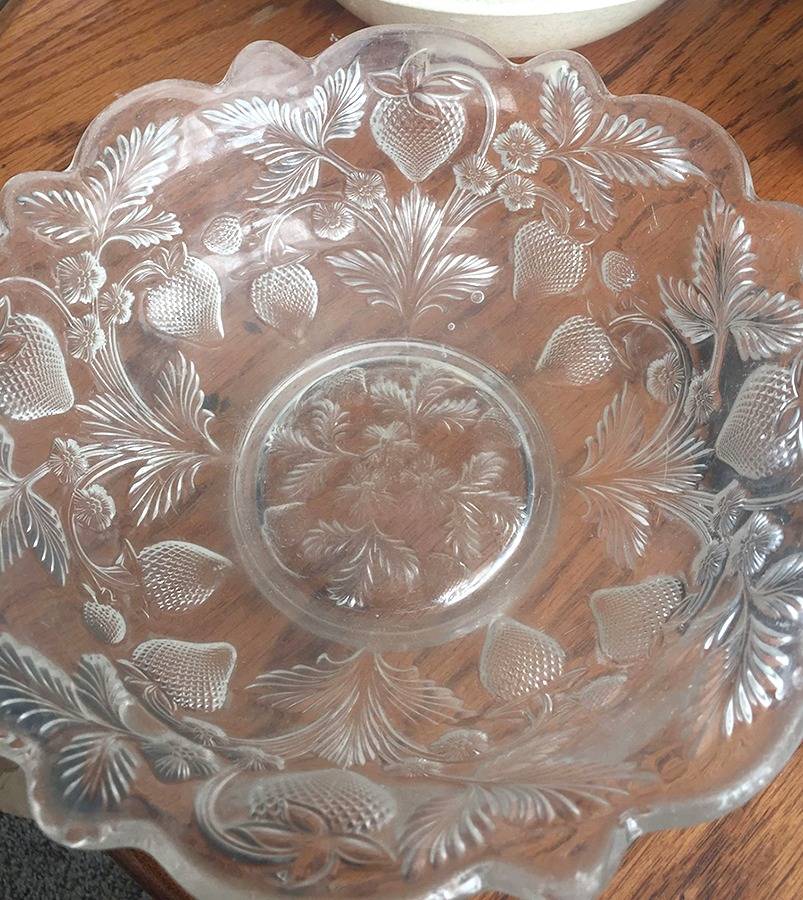 Strawberry 8" Round Bowl by Cambridge-1