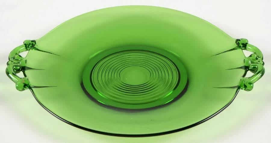 Tally Ho Green (Stem 1402) 8" 2 Handled Plate by Cambridge-1