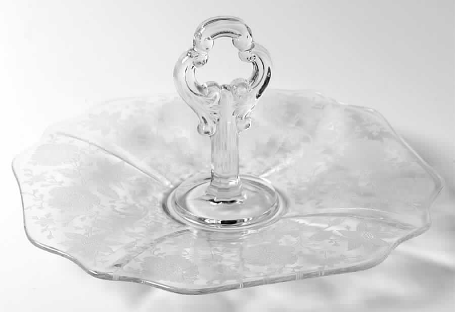 Wildflower Clear 3400/10 Center Handled Tray by Cambridge-1