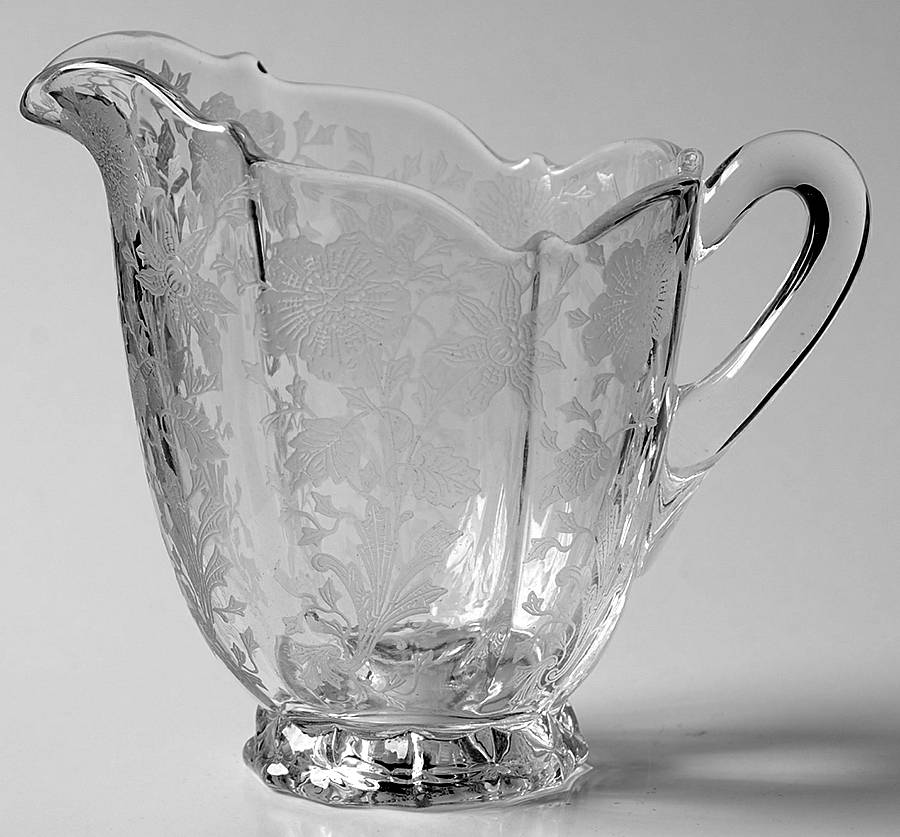 Wildflower Clear 3900/41 Shape Creamer by Cambridge-1