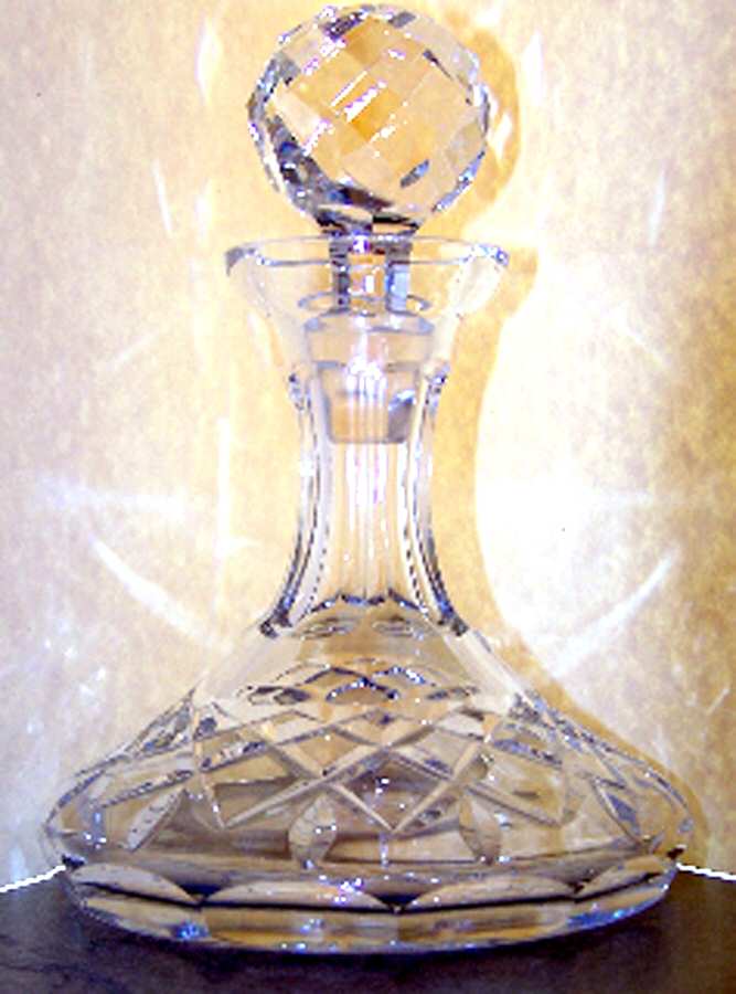 Ramor Mini Decanter & Stopper by Cavan-1