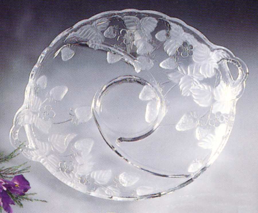 Arielle Frost 3 Section Handled Round Tray by Crystal Clear Industries-1