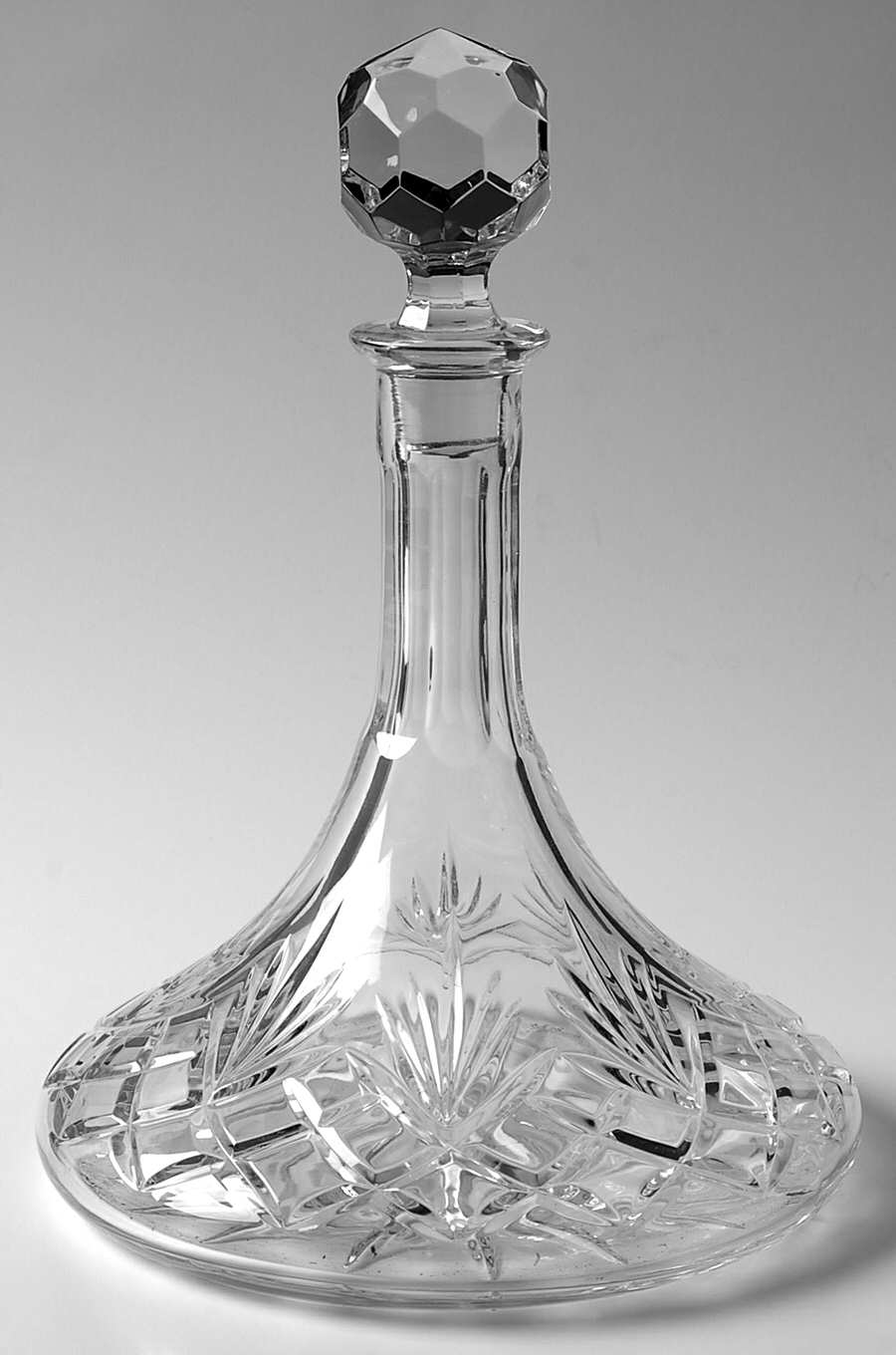 Essex Decanter & Stopper by Crystal Clear Industries-1