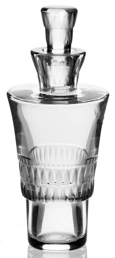 Bourgueil Cruet & Stopper by Lalique-1