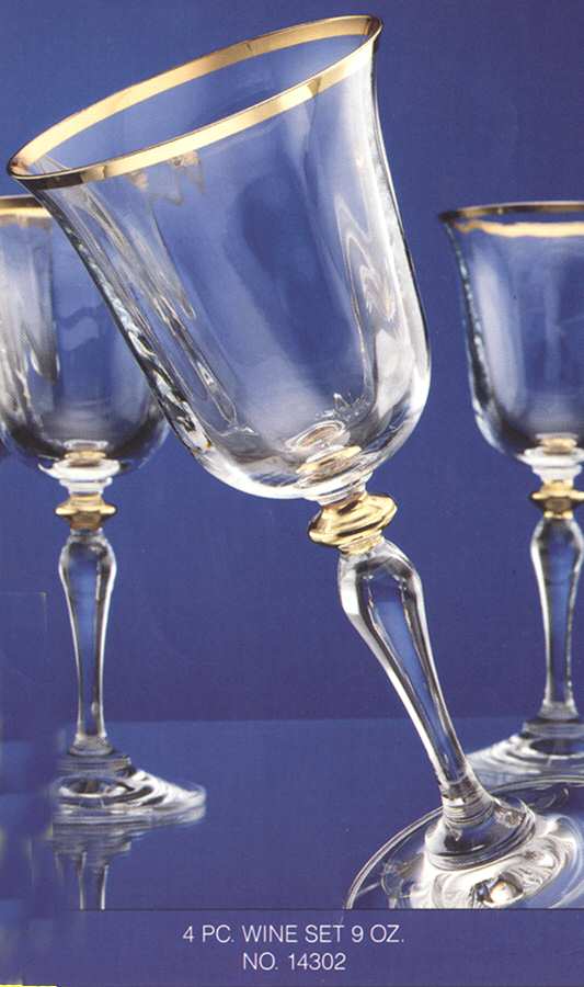 Classic Gold Wine Glass by Colony-1