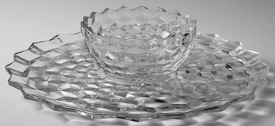 Whitehall Clear (2 Piece) Buffet Service, Bowl and Plate by Colony-1