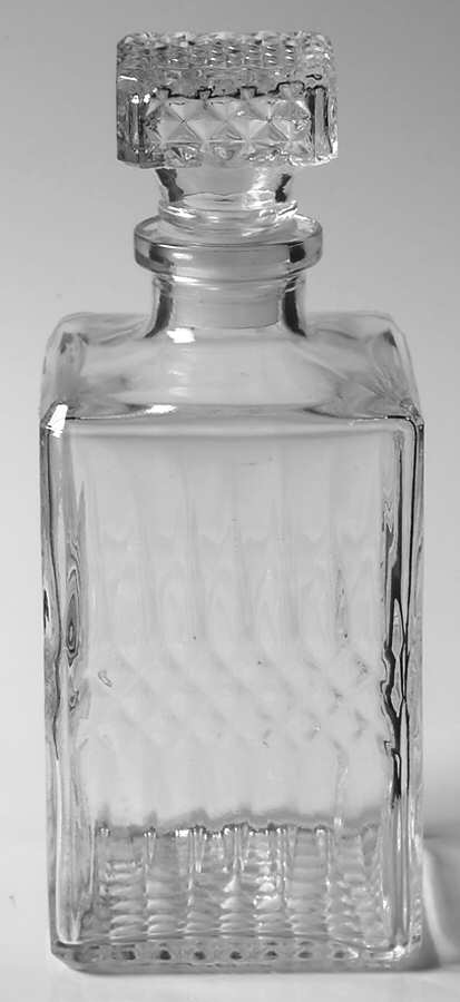 Diamant Decanter & Stopper by Cristal D'Arques - Durand-1