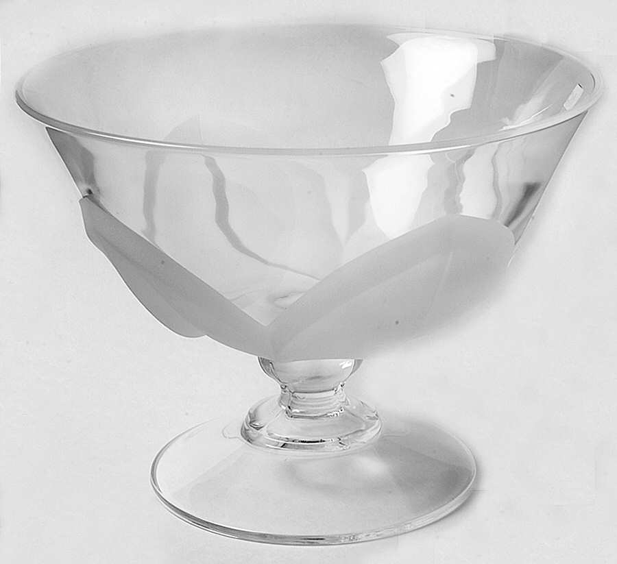 Florence Footed Round Bowl by Cristal D'Arques - Durand-1