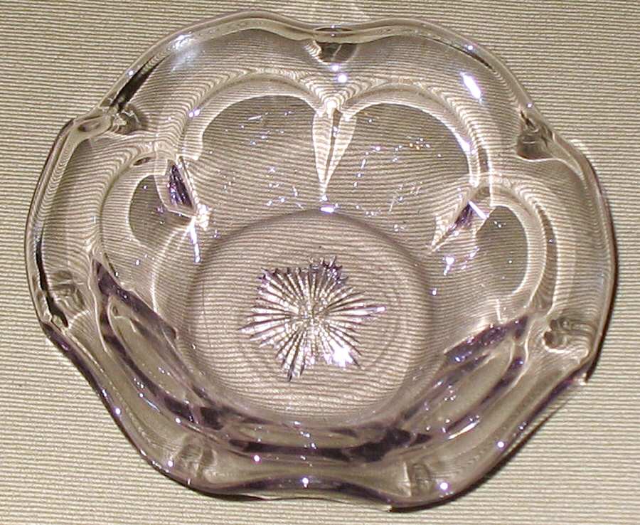 Krystol 5" Scalloped Nappy by Central Glass Works-1