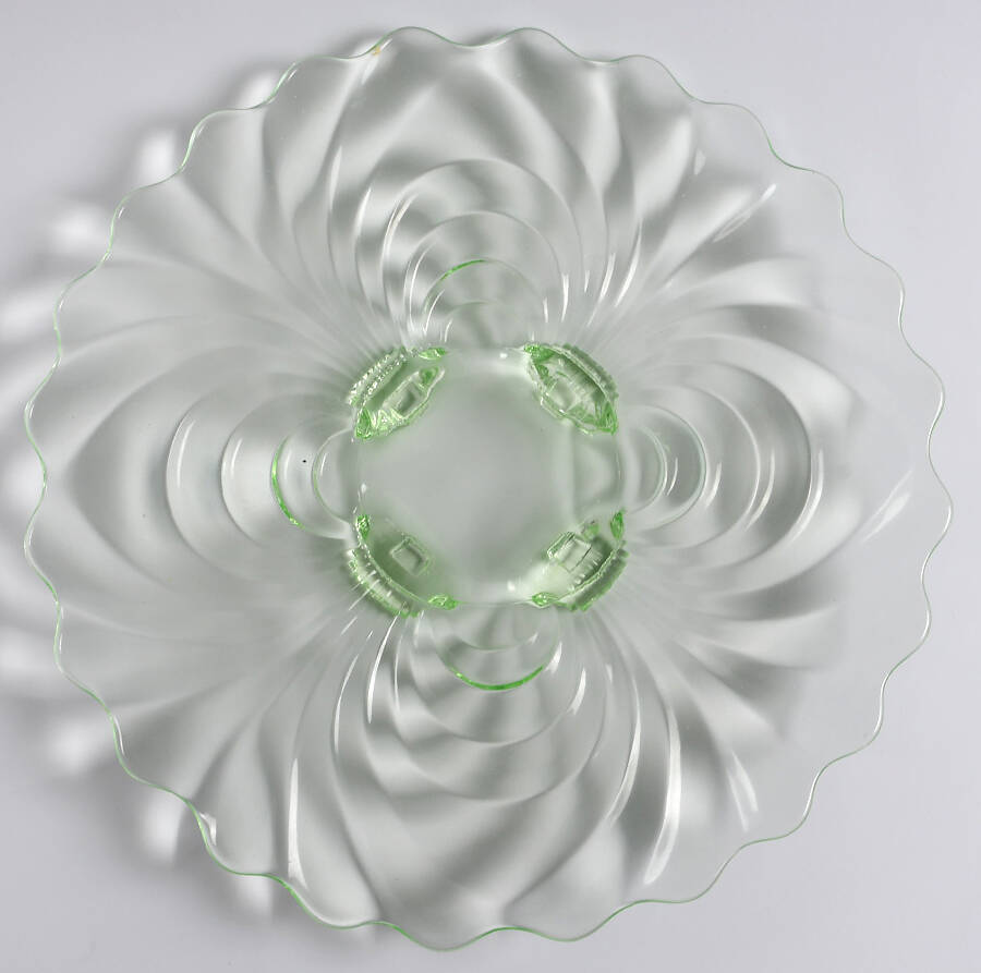 Caprice Pistachio 11" 4-Toed Torte Plate by Cambridge-1