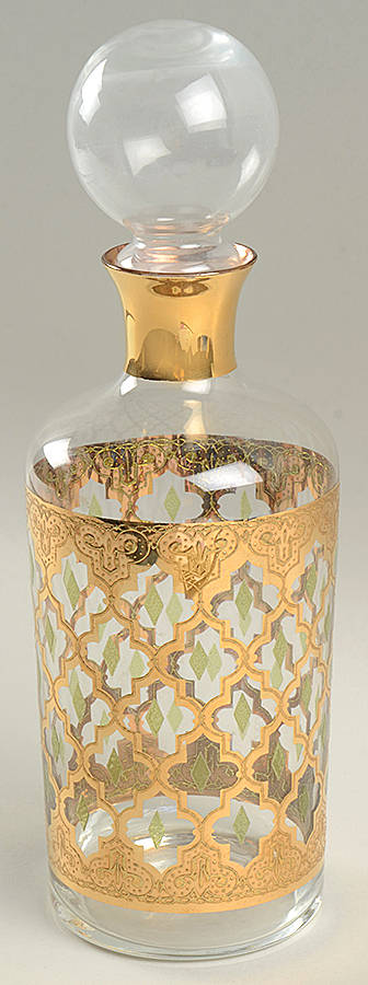 Valencia Decanter & Stopper by Culver-1