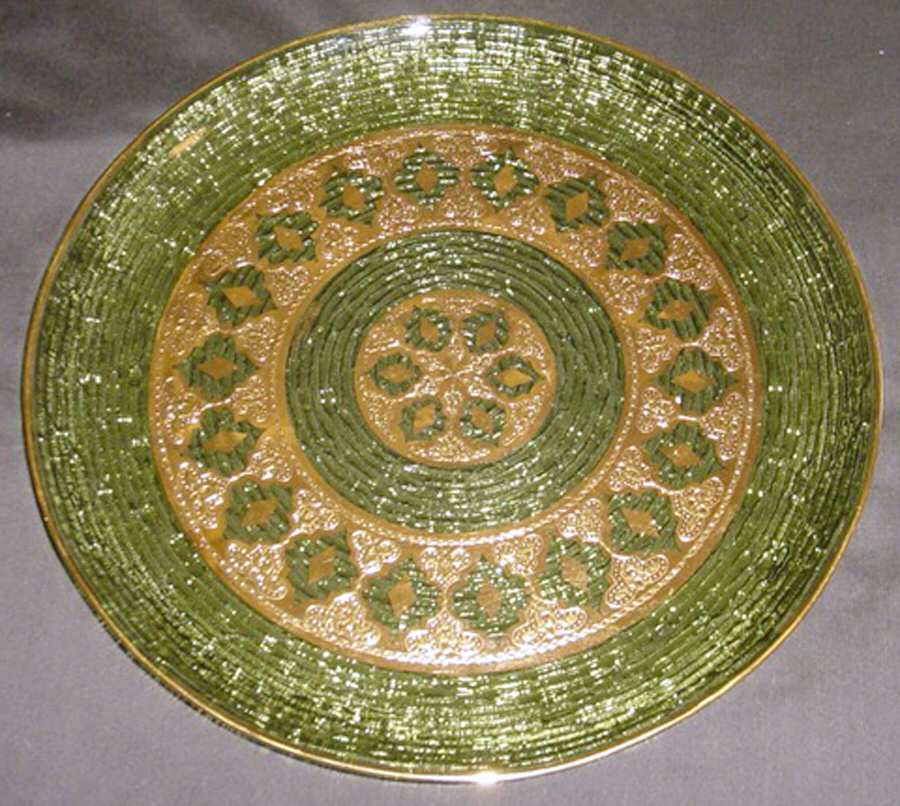 Valencia 14" Sandwich Plate by Culver-1