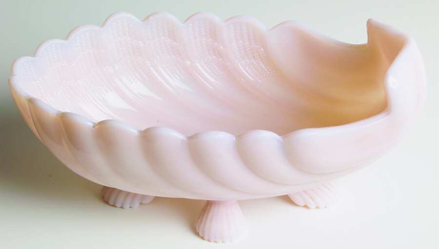 Seashell Crown Tuscan 8" Oval Bowl by Cambridge-1