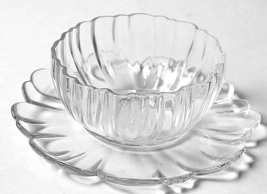 Garden Club Bowl-Dessert W/Attached Undplt by Colony-1