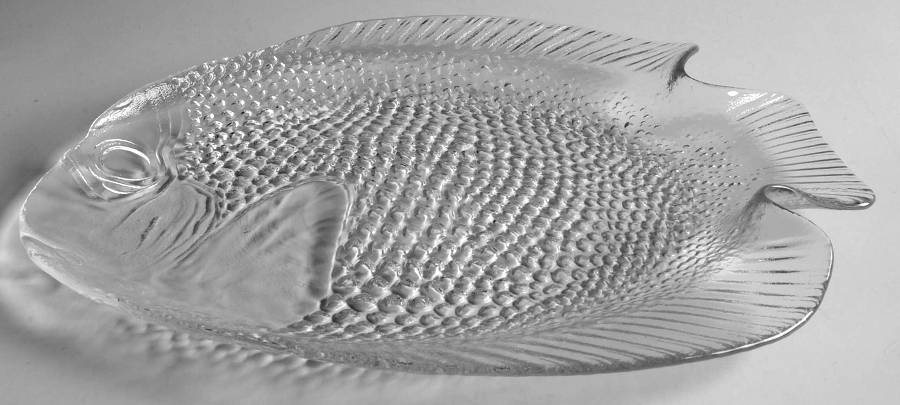 Fish (Clear) Dinner Plate by Cristal D'Arques - Durand-1