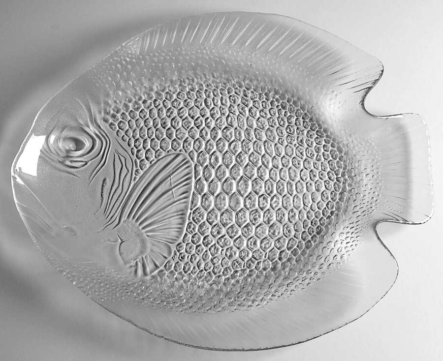 Fish (Clear) 13" and Over, Platter by Cristal D'Arques - Durand-1
