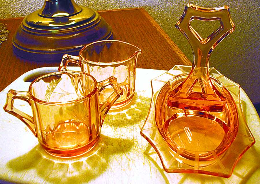 CAM7 Creamer, Sugar and Tray Set by Cambridge-1