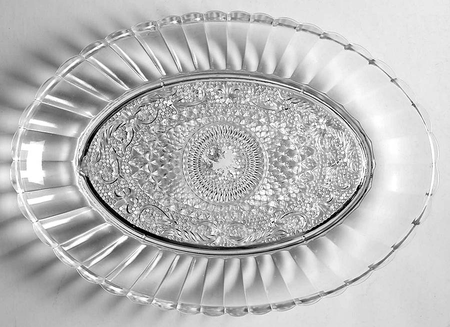 Trellis 8" Oval Relish by Crystal Clear Industries-1