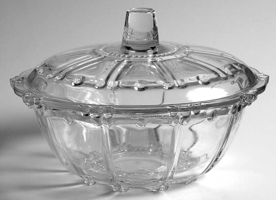 303186 Candy Box & Lid by Crystal Clear Industries-1