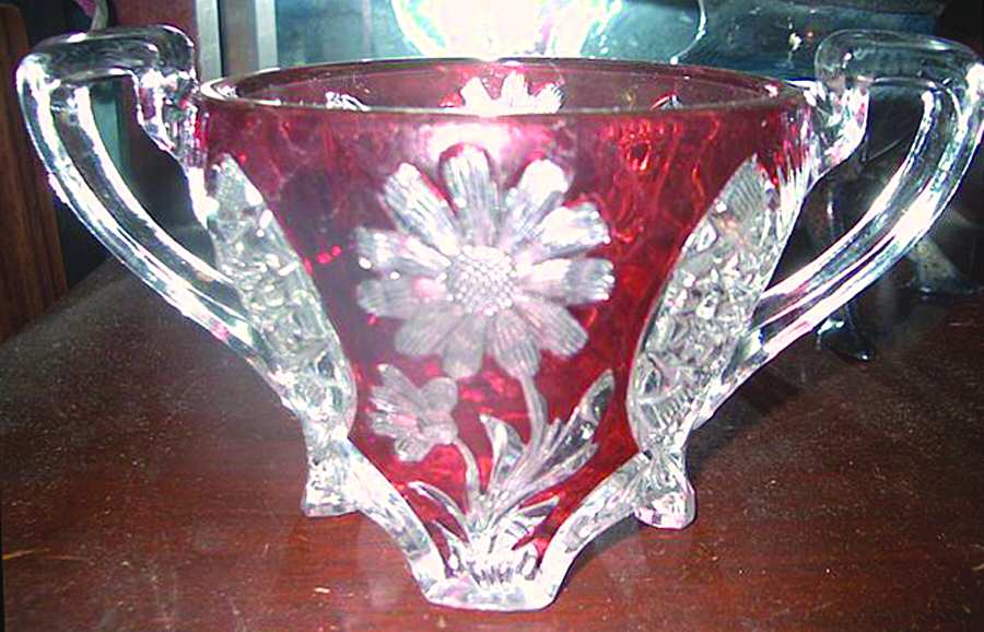 Daisy Clear and Ruby Flash Open Sugar by Cambridge-1