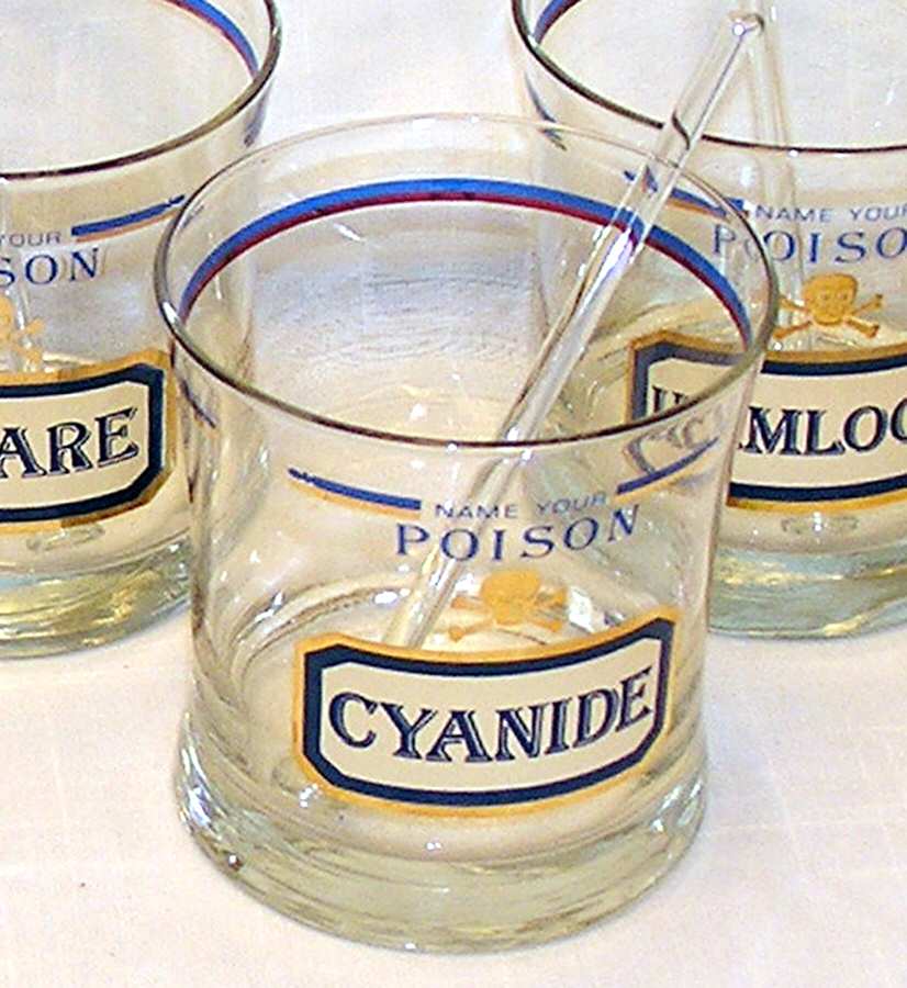 Poison Old Fashioned by Cera Glass-1