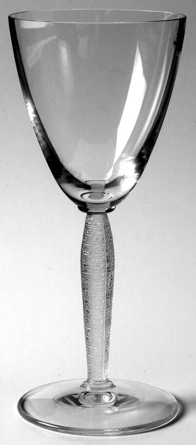 Louvre Wine Glass by Lalique-1