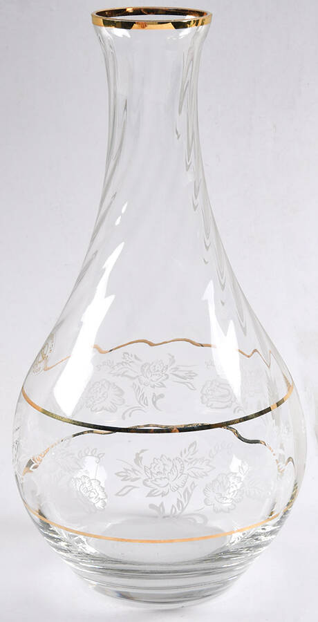 Duchess Decanter No Stopper by Circleware Crystal-1