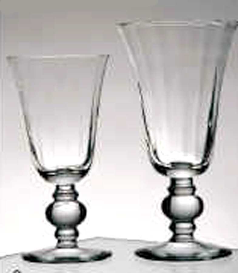 Tulip Optic Water Goblet by Casafina-1