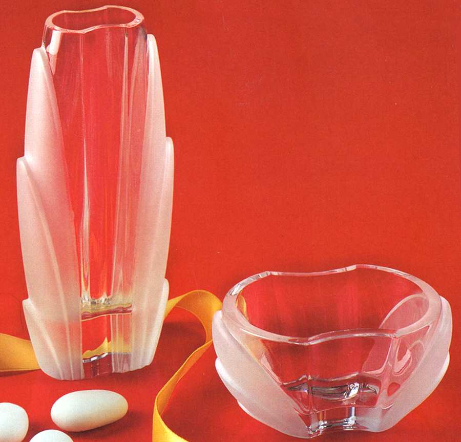 Ambition (Frosted) 5" Flower Vase by Colle-1