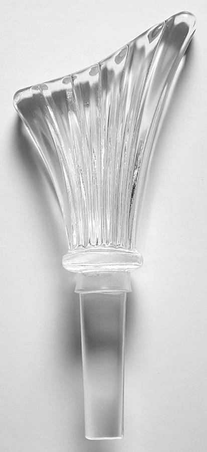 Alexandria Wine Bottle Stopper by Crystal Clear Industries-1